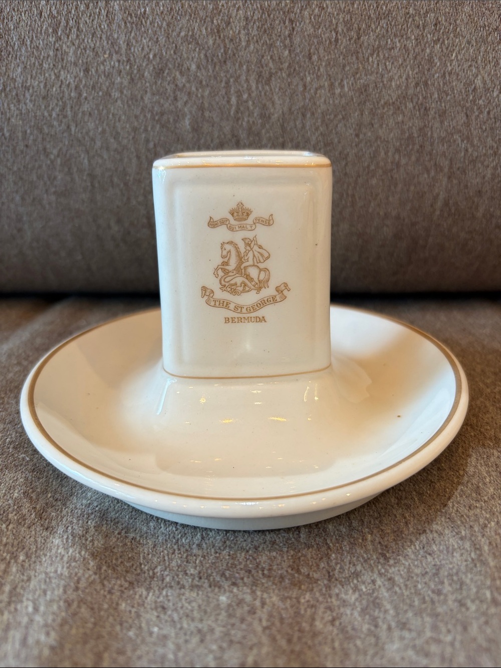 Vintage The St. George Bermuda Porcelain and Gold ash tray and matchbook holder